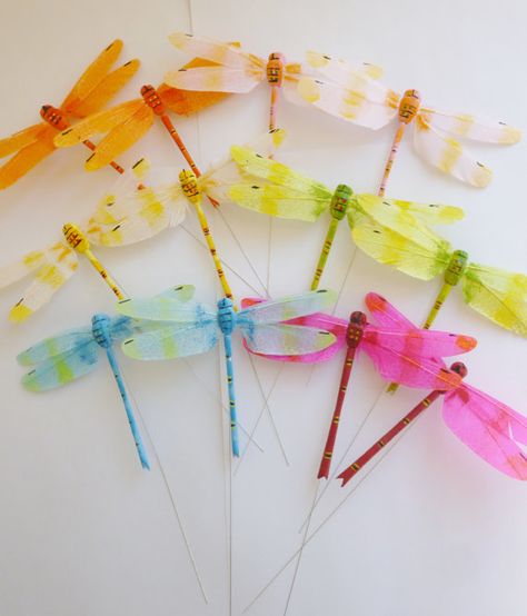 12 Painted Feather Dragonflies for Wedding Baby Dragonfly Fan Blades, Winged Creatures, Dragonfly Art, Wreaths And Garlands, Animal Projects, Factory Direct Craft, Whimsical Wedding, Fan Blades, Paper Folding