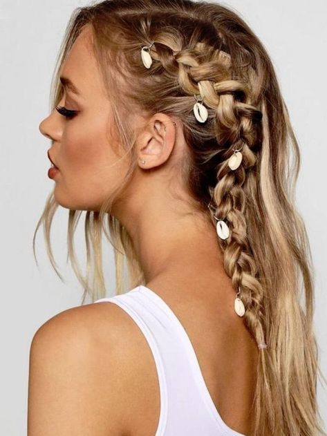 Side braid with cowrie shells Hair Earrings, Beach Wedding Hair, Bohemian Hairstyles, Festival Hair, Sleek Ponytail, Hair Rings, Boho Hairstyles, Grunge Hair, Trendy Hairstyles