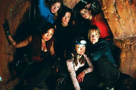 The Girls Of The Descent Descent Movie, Valentines Movies, Game Of Thrones Episodes, Arte Alien, The Descent, 31 Days Of Halloween, Best Horrors, Movies 2017, Nightmare On Elm Street