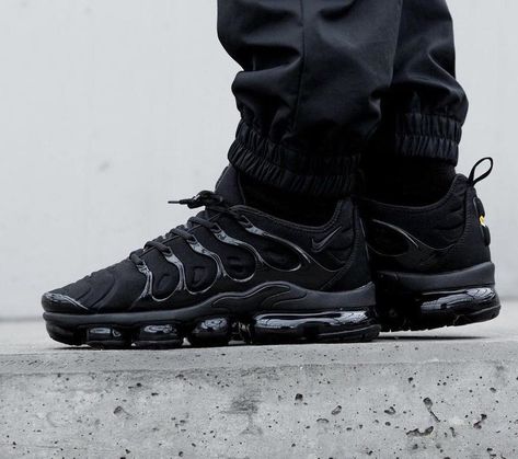 Sneaker Shouts™ on Twitter: "PRICE DROP: Over 30% OFF the Nike Air VaporMax Plus "Triple Black"   BUY HERE: https://t.co/09Mbh3do7X… " Nike Vapormax Plus Outfit, Vapormax Plus Outfit, Vapormax Plus Black, Nike Vapormax Plus, Nike Air Vapormax Plus, Air Vapormax Plus, Nike Airforce 1, Black Shoes Men, Nike Vapormax