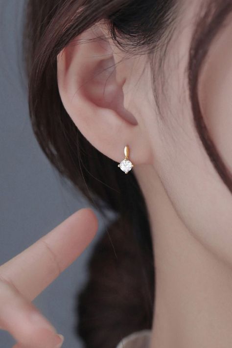 Simple Stud Earrings in Gold Statement Fashion Jewelry for Women – www.MyBodiArt.com Minimalist Necklace Silver, Small Earrings Gold, Simple Gold Earrings, Diamond Earrings For Women, Gold Earrings Models, Minimalist Earrings Studs, Statement Fashion, Gold Jewelry Stores, Gold Earrings For Women