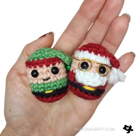 Elf Amigurumi, Crochet Elf, Ideas Navidad, Easy Crochet Animals, Red Yarn, Crochet Christmas Ornaments, Christmas Crochet Patterns, Pink Yarn, Diy Crochet Projects