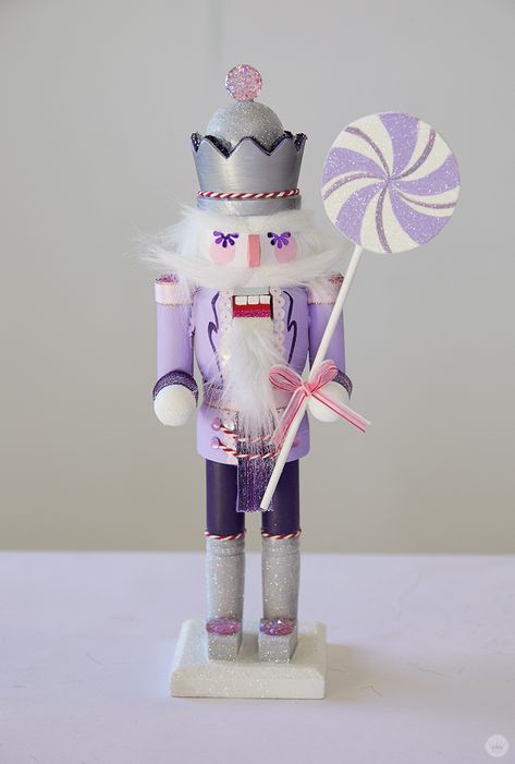 Diy Nutcracker, Nutcracker Christmas Party, Sugar Plum Christmas, Nutcracker Ideas, Nutcracker Crafts, Plum Christmas, Nutcracker Christmas Tree, Nut Crackers, Nutcracker Decor