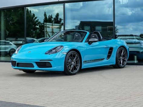 Sport Cars Aesthetic, Porsche 718 Gt4, Sonu Sharma, Car 2023, Aesthetic Sports, Car Pic, 718 Boxster, Porsche 718 Boxster, Cars Ideas