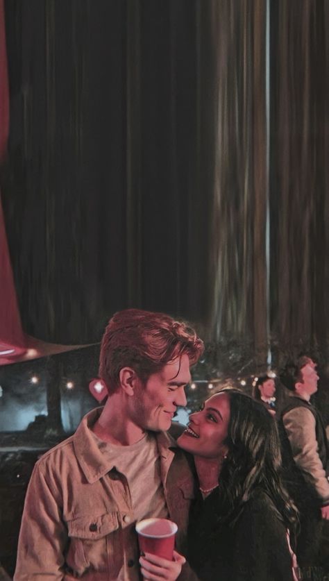 Riverdale Wallpapers, Riverdale Wallpaper, Riverdale Wallpaper Iphone, Usa Dream, Camilla Mendes, Riverdale Aesthetic, Riverdale Cheryl, Cami Mendes, Archie Andrews