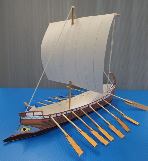 Paper Greek Ship Template (scroll down to find). Viking Ship Project, Viking Ship Craft, Ancient Greek Ship, Vikings Ship, Ship Model Diy, Greek Ship, Ship Template, Cardboard Art Projects, Viking Longboat