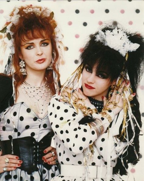 Strawberry Switchblade Strawberry Switchblade, 80s Fancy Dress, Goth Bands, Dots Fashion, Goth Subculture, 80s Prom, 80s Costume, Polka Dots Fashion, 80s Outfit