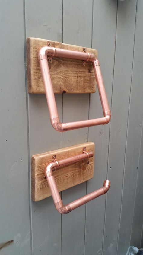 Copper Towel Holder, Copper Toilet Roll Holder, Copper Tube Art, Toilet Roll Holder Ideas, Copper Bathroom Ideas, Copper Pipe Ideas, Copper Pipe Projects, Copper Pipe Taps, Copper Clothes Rail