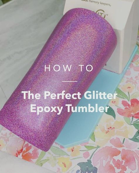 Glitter Epoxy Tumbler, Tumbler Cups Personalized, Epoxy Tumbler, Projets Cricut, Glitter Tumbler Cups, Diy Upcycling, Custom Tumbler Cups, Diy Epoxy, Tumbler Cups Diy