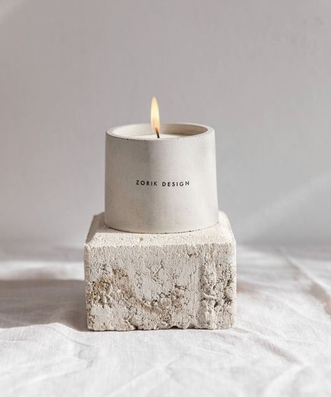 Luxury Candles Packaging, Candle Photoshoot, Minimalist Holiday Decor, Minimal Candles, Winter Retreat, Minimalist Candles, Candle Projects, Candles Photography, Concrete Candle