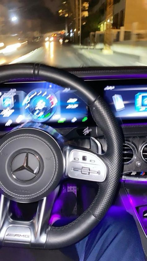 Driving Snaps, Car Driving Snap, Mercedes Benz Interior, Mercedes Interior, Mercedes G63, Wallpaper Luxury, مرسيدس بنز, Luxury Cars Rolls Royce, Dream Cars Mercedes