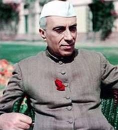 Chacha Nehru Chacha Nehru, Freedom Fighters Of India, Indian Police Service, Indian Legends, Jawaharlal Nehru, Jesus Wallpaper, Indian History, Red Swimsuit, Wedding Prep