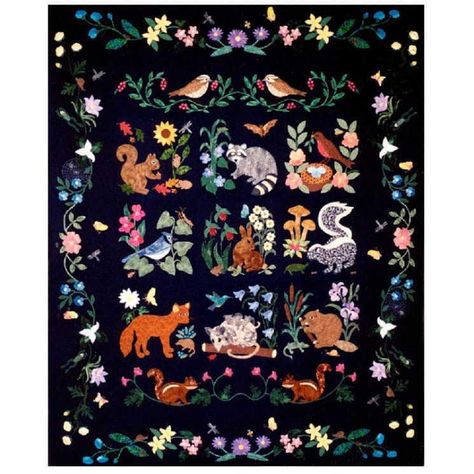 Canadian Quilts, Motifs D'appliques, Log Cabin Quilt Pattern, Bird Applique, Animal Quilts, Fox Pattern, Applique Pattern, Wool Applique, Racoon