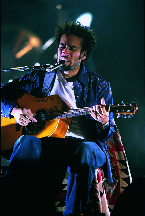 Ben Harper Ben Harper, Male Singers, Photography Music, Musical Group, Music Photography, Inspirational People, Soul Food, Guitarist, Singers