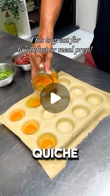 Rachel Enright on Instagram: "🥚quick mini quiche hack to make for brunch, friends, or prep for the week. 
🥚puff pastry, your favorite fillings, eggs and salt and pepper. Bake until crispy! Around 20 minutes at 180’ or 350’ depending on oven
🥚📽️👉🏼 @easycoock" Healthy Breakfast Brunch Ideas, Mini Quiches In Muffin Tin Puff Pastry, Puff Pastry Meals, Breakfast Pastry Ideas, Mini Quiches In Muffin Tin, Puff Pastry Mini Quiche, Quick Brunch Ideas, Quiche Mini, Easy Breakfast On The Go