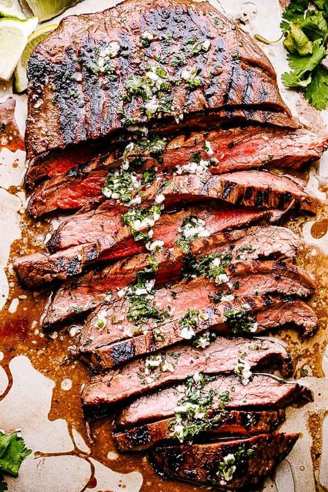 This tender Carne Asada recipe is flavorful and proof that sometimes all you need is a few simple ingredients to make a delicious meal! Authentic Carne Asada Recipe, Authentic Carne Asada, Tender Recipes, Carne Asada Recipe, Carne Asada Marinade, Cable Organization, Carne Asada Recipes, Authentic Mexican Recipes, Carne Asada Tacos