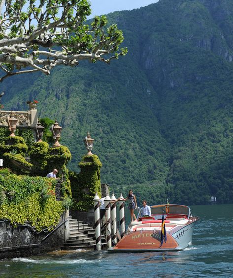 The J Craft Torpedo Is A Boat Like No Other - Airows Lac Como, Yacht Builders, Lake Como Italy, Como Italy, Lake George, Yacht Charter, Weekend Fun, Jolie Photo, Speed Boats