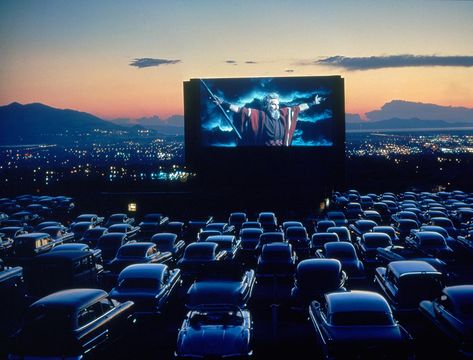 80th Anniversary of the Drive-In: Nostalgic Photos – Parade Movie Drive, Nostalgic Places, Celine Sciamma, Odessa Texas, Throwback Party, Outdoor Movie Screen, Drive In Movie Theater, Charlton Heston, Tennessee Williams