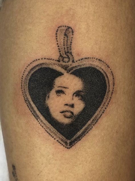 Apple Tattoo Ideas, Fiona Apple Tattoo, Awful Tattoos, Apple Sign, Ant Tattoo, Luna Tattoo, Apple Tattoo, Americana Tattoo, Los Angeles Tattoo