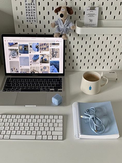 Navy Blue Study Aesthetic, Study Blue Aesthetic, Lesson Wallpaper, Blue Vision Board Aesthetic, Blue Study Aesthetic, Blue Wonyoungism, Gray Study, Produk Samsung, Dream Desk