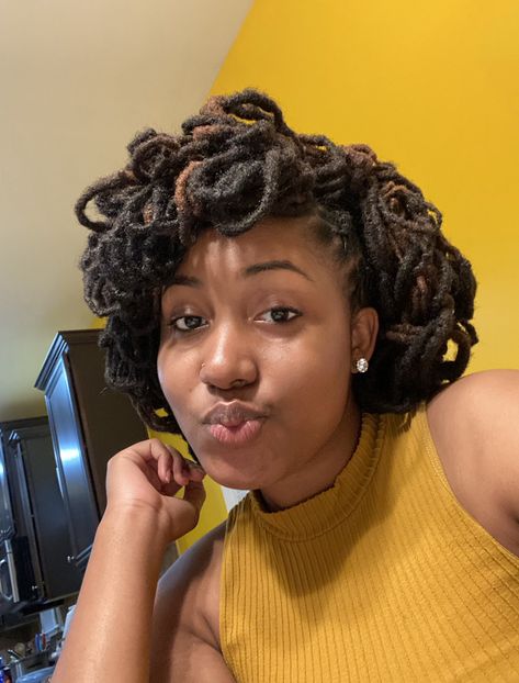 follow ; @miyah.oliviaa on IG ✨ Loc Petal Bob, Short Locs, Short Locs Hairstyles, Fun Hair, Locs Hairstyles, Loc Styles, Locs, Hair Inspiration, Cool Hairstyles