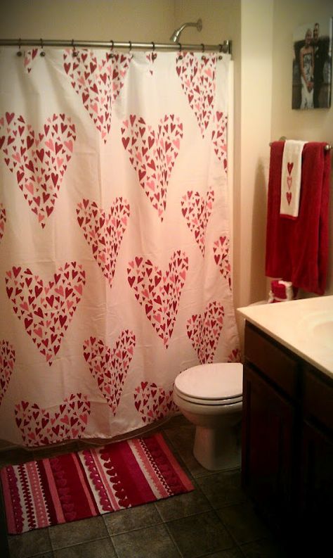 Valentines Bathroom Valentines Bathroom, Valentine Bathroom, Romantic Bathroom Decor, Vday Decor, Romantic Bathrooms, Diy Valentine's Day Decorations, Restroom Decor, Diy Valentines Decorations, Bathroom Red