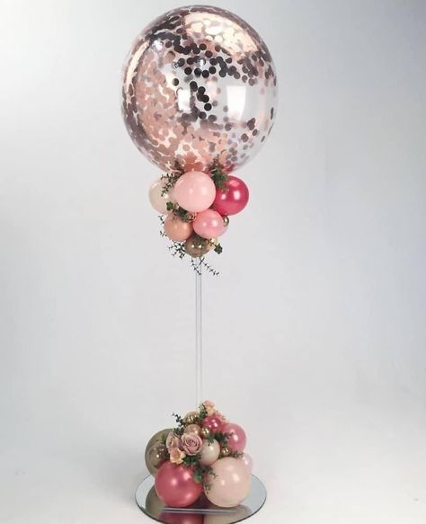 Rose Gold Balloon Table Centerpieces, Bono Ballon Ideas, Balloon Centerpieces Wedding, Balloon Centrepiece, Rose Gold Room Decor, Balloon Table Centerpieces, Pink Pumpkin Baby Shower, 80th Birthday Party Decorations, Butterfly Centerpieces