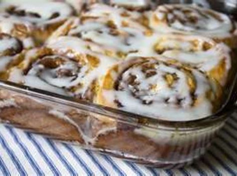 Amish Bread Starter, Amish Bread Recipes, Amish Friendship Bread Starter Recipes, Friendship Recipe, Friendship Bread Recipe, Friendship Bread Starter, Overnight Cinnamon Rolls, Amish Bread, Amish Friendship Bread