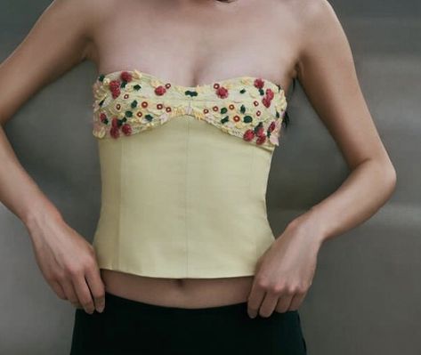 orseund iris bouquet bustier Girl Wishlist, Iris Bouquet, Orseund Iris, Material Girl, Flash Photography, Material Girls, Knit Pants, Fabric Swatches, Cotton Twill