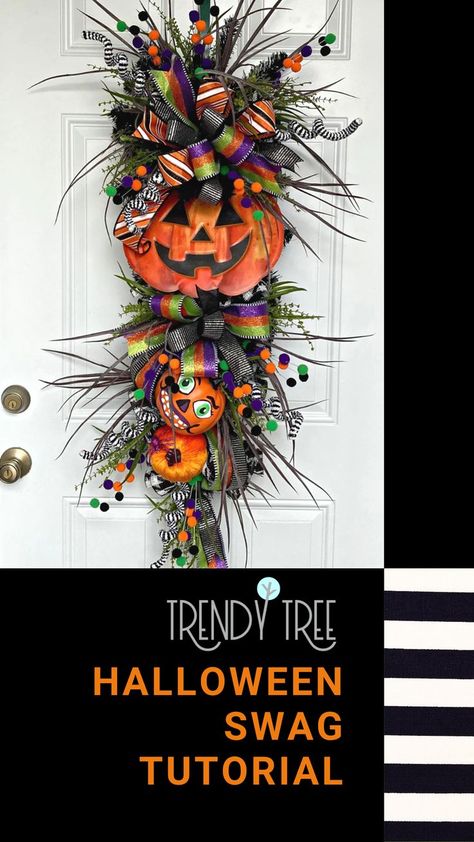 Halloween Swag Wreath, Halloween Wreath Tutorial, Halloween Swags For Front Door Diy, Halloween Swag Diy, How To Make A Door Swag, Halloween Swags, Halloween Diy Door, Halloween Swag, Halloween Garage