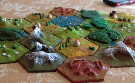 Catan Game, Hex Map, Catan Board Game, Custom Board Games, Catan Board, Board Games Diy, Settlers Of Catan, Board Game Pieces, Hex Tile