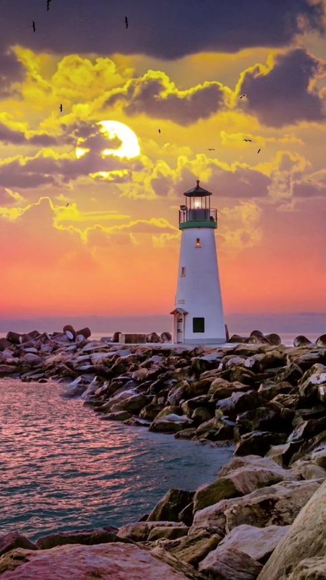 Light House Photography, Lighthouse Photography, Famous Lighthouses, Lighthouses Photography, Lighthouse Photos, Lighthouse Pictures, Lighthouse Painting, Lighthouse Art, Beautiful Lighthouse