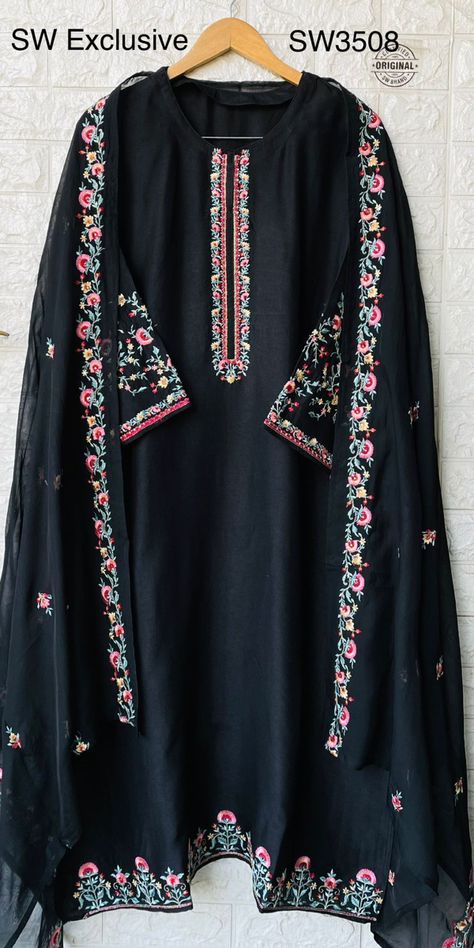 Thread Work Suit, Ladies Suit Design, Black Pakistani Dress, Black And Red Suit, Embroidery Fashion Detail, Colour Combinations Fashion, Pakistani Fancy Dresses, Pakistani Dresses Casual, Pakistani Fashion Party Wear