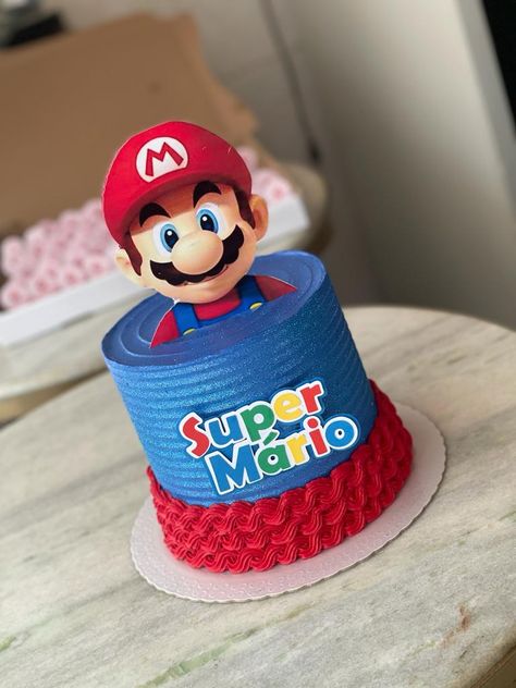 Super Mario Simple Cake, Small Mario Cake, Mario Smash Cake, Birthday Cake Mario Bros, Super Mario Buttercream Cake, Mario Bday Cake, Mario Bros Cake Ideas, Simple Mario Cake, Super Mario Cake Ideas