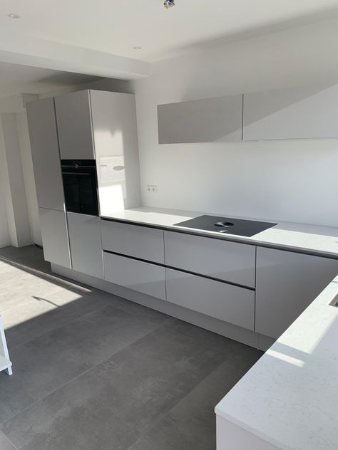 Dark Grey Floors Kitchen, Modern Kitchen Grey Floor, White Kitchen Grey Floor, Grey Floor Kitchen, Kitchen Grey Floor, Matt Grey Kitchen, Kitchen White Grey, Grey Floorboards, Ikea Kitchen Inspiration