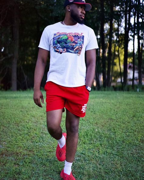 Eric emmanuel / foam runners Eric Emmanuel Shorts Outfit, Eric Emmanuel Shorts, Shorts Outfit Men, Eric Emmanuel, Foam Runners, Mens Shorts Outfits, Shorts Outfit, Casual Streetwear, Street Fashion