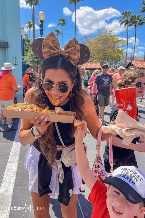 Disney Outfit Inspiration, Disney Outfits Summer, Disneyland Outfit Spring, Emily Ann Gemma, Disney Skirt, 2022 Instagram, Emily Ann, Florida Outfits, Polo Outfit