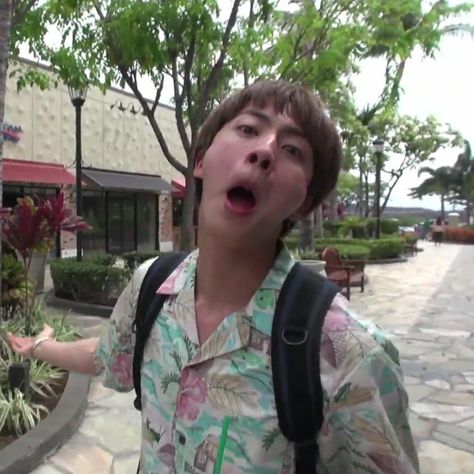 jin highlights bon voyage s2 Kim Seok Jin, Funny Face, Wattpad, Bts, Funny