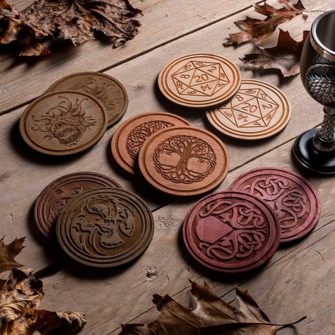 Fantasy Coins, Geek Products, Eye Monster, Fun Coasters, Coasters Wooden, Engraved Coasters, Dyi Gifts, Call Of Cthulhu, Dragon Lover