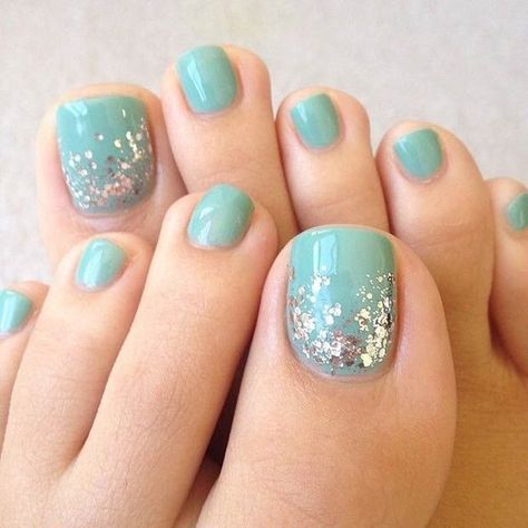 20 Adorable Easy Toe Nail Designs 2019 - Simple Toenail Art Designs - Pretty Designs Pedicure Azul, Beach Toe Nails, Toenail Art Designs, Easy Toe Nail Designs, Toenail Designs Summer, Spring Pedicure, Simple Toe Nails, Cute Pedicures, Pedicure Designs Toenails