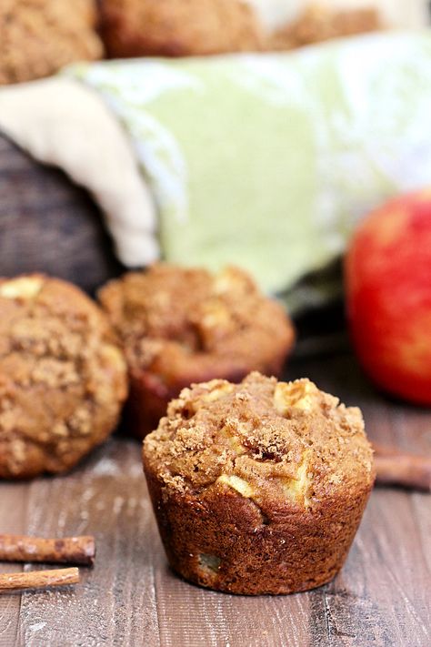 Spiced Apple Muffins - The Foodie Physician Apple Muffins With Greek Yogurt, Spiced Apple Muffins, Apple Spice Muffins, Apple Muffins Healthy, Apple Muffin, Breakfast Baking, Apple Muffin Recipes, Pecan Muffins, Baking Breads