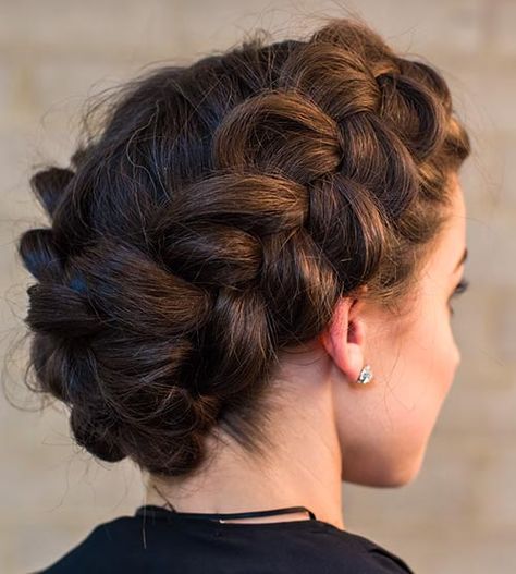 20 Beautiful Crown Braid Hairstyles Borgia Aesthetic, Xv Hair, Crown Braid Hairstyles, Inspiring Hairstyles, Braided Crown Hairstyles, Quick Braided Hairstyles, Halo Hair, Elegant Hair, Hallway Storage