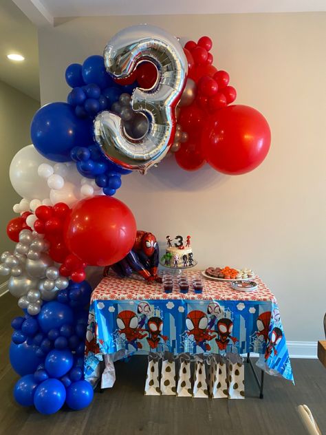 Kids birthday, balloon arch, balloon garland, Spiderman, Spidey and his amazing friends, 3rd birthday, boy’s birthday Spidey Balloon Garland, Spider Man Balloon Garland, Spiderman Balloon Garland, Superhero Birthday Party Decorations, Spidey Birthday, Spiderman Birthday Party Decorations, Spiderman Decorations, Marvel Birthday Party, Floating Balloons