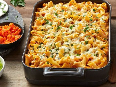 Try this step by step Barilla recipe for a delicious meal that you're sure to love. Buffalo Chicken Pasta Bake, Chicken Blue Cheese, Blue Cheese Pasta, Baked Chicken Pasta Recipes, Team Meal, Campanelle Pasta, Barilla Recipes, Cheese Pasta Bake, Pasta Bakes