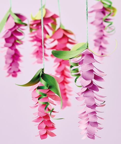 Fairy Garland Diy, Diy Paper Hanging Decorations, Wisteria Template, Paper Wisteria Diy, Functional Origami, Paper Wisteria, Diy Bunting Banner, Paper Greenery, Paper Flower Garland