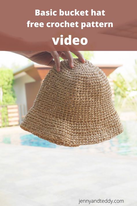 Raffia Hat Pattern, Basic Crochet Hat, Crochet Hat Tutorial, Crochet Hat With Brim, Crochet Hat For Beginners, Bucket Hat Pattern, Crochet Summer Hats, Crochet Sun Hat, Easy Crochet Hat