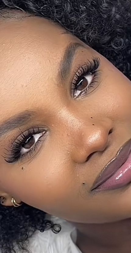 Halle Bailey Lashes, Natural Lashes With Spikes, Lash Extension Almond Eyes, Natural Lash Extensions Small Eyes, Sultry Lash Extensions, Almond Eyelash Extensions, Anime Lash Extensions Natural, Natural Eyelash Extensions Black Women, Lash Map Doll Eye