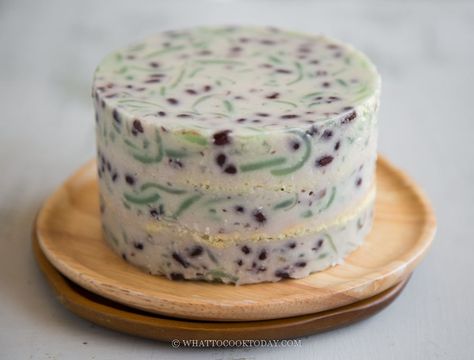 Pandan Jelly, Pretty Cakes, Layer Cake, Jelly, Cake Decorating, Food And Drink, Cake, Quick Saves