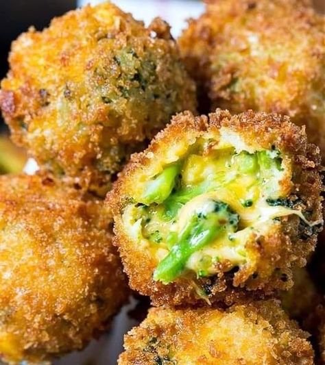 Broccoli cheese balls  🥦 Broccoli Cheese Balls 🥦  Ingredients:  2 cups cooked and chopped broccoli 1 cup shredded cheddar cheese 1/2 cup breadcrumbs 1/4 cup grated Parmesan cheese 2 eggs, beaten 1/2 teaspoon garlic powder Salt and pepper, to taste Instructions:  Preheat the oven to 375°F (190°C) and line a baking sheet with parchment paper. In a large bowl, combine the chopped broccoli, shredded cheddar cheese, breadcrumbs, grated Parmesan cheese, beaten eggs, garlic powder, salt, and pepper. Use your hands to form mixture into small balls and place them on the prepared baking sheet. Bake in the preheated oven for about 20-25 minutes, or until the broccoli cheese balls are golden brown and crispy. Serve as a delicious appetizer or snack.  ￼ Broccoli Balls, Broccoli Cheese Balls, Cheese Stuffed Meatballs, Thanksgiving Menu Ideas Side Dishes, Fried Broccoli, Chef Gordon, Chef Gordon Ramsay, Broccoli Cheese, Cheese Balls