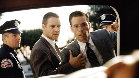 L.A. Confidential | 1997 Oscar Movies, La Confidential, Film Thriller, Guy Pearce, Chris Tucker, Good Movies On Netflix, Shia Labeouf, Russell Crowe, Film Buff